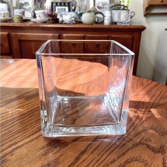 Vase Square Clear Glass - Picture 1 of 5